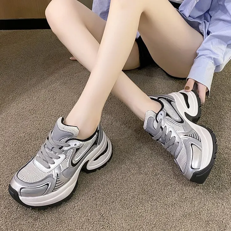 Silver Increase  Thick Bottom Sneakers Female 2024 Fall and Winter New Leather Casual Pops Shoes Sneakers Women Hot Style