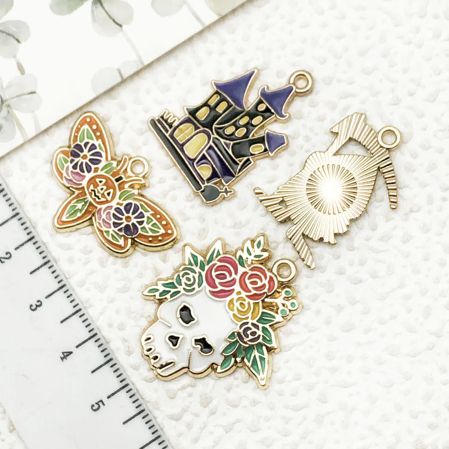 10pcs Halloween Charms Skull Moth Spider Coffin Tombstone Reaper Haunted House Bat Pendants DIY Necklace Keychain Jewelry Making