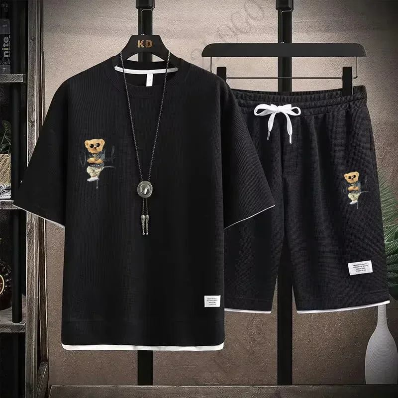 

Новый летний мужской комплект с короткими рукавами: модная повседневная футболка для активного отдыха и спортивные шорты, комплект из 2 предметов.