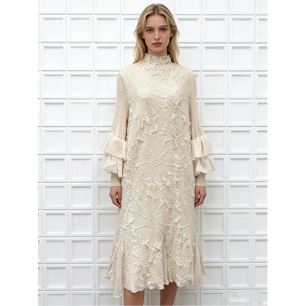 

Elegant High-End Embroidered Spring Autumn Heavyweight Dress with Flared Sleeves Pleated Lace Trim for Ladies