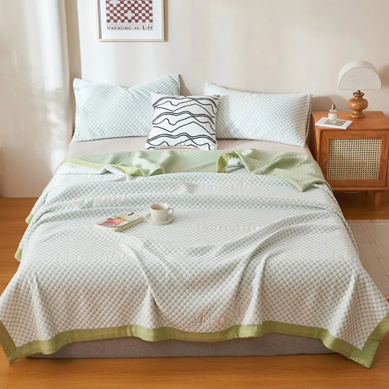 

Summer Light Quilt 3pcs Home Textile Skin-friendly Soft Queen Cool Blanket Nap Thin Air Conditioning Comforter with 2 Pillowcase