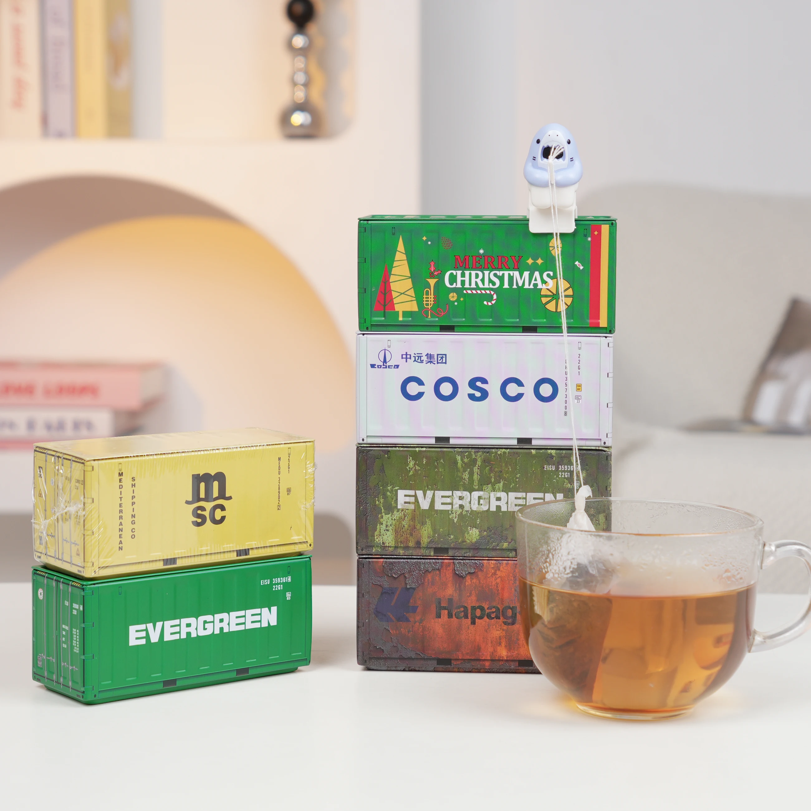 

Compact Iron Storage Container with shark doll Creative Desktop Organizer Office Supply Tube Office Desk Organizer Metal Box