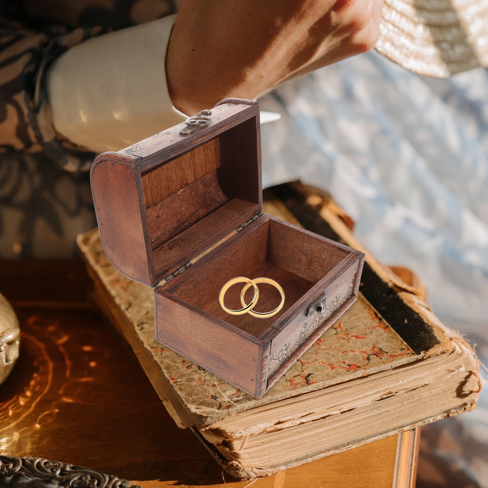 

Wooden Jewelry Storage Box Vintage Travel Organizer Retro Case for Rings Earrings Necklace Bracelets Gifts Women Decorative