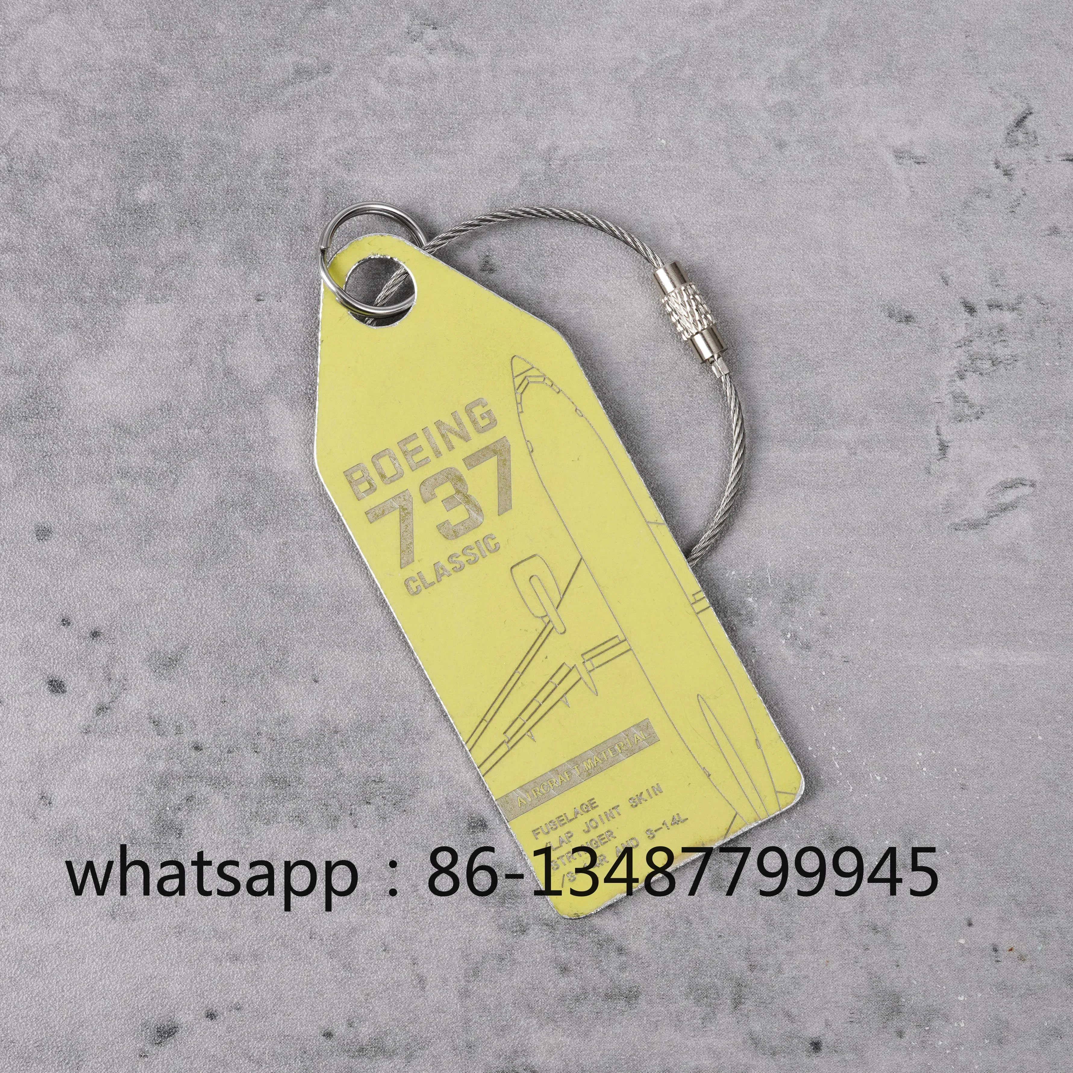 

Брелок-подвеска из кожи самолета, багажная бирка B737