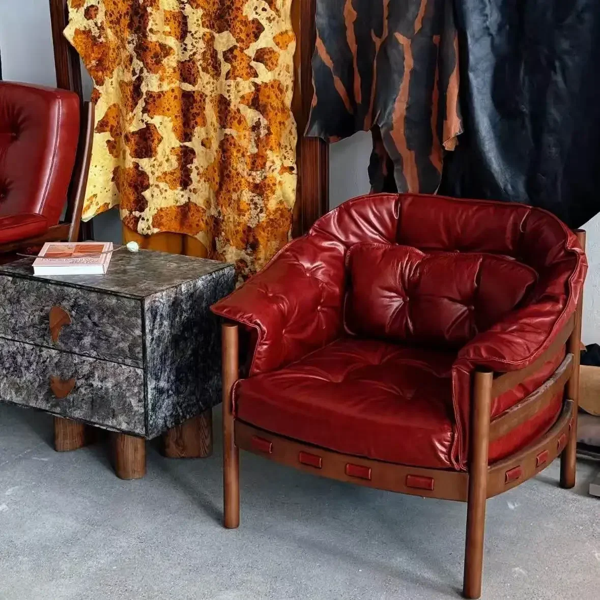 Retro Lazy Sofa Single Casual Leather Home Living Room Tea Room Solid Wood Medieval Chairb21