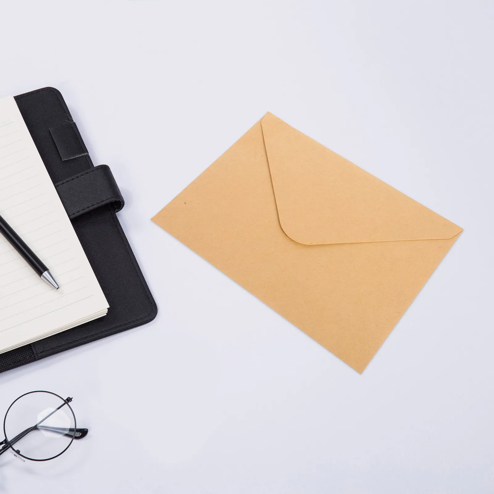 

100Pcs Kraft Paper Brown Envelopes V Flap for Invitations Greeting Cards Wedding Birthday Party Office Use Card Envelope