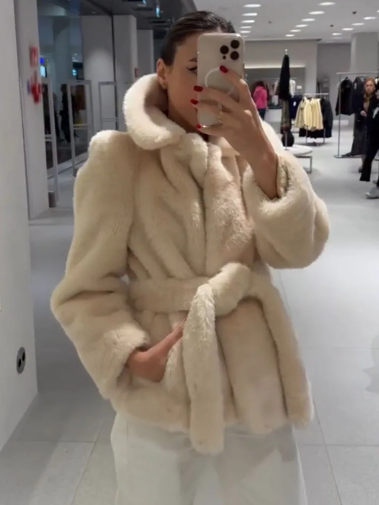 

HH 2025 Female Winter Warm Jackets Solid Turn-Down Collar Pockets Lace-Up Decoration Women's New Fashion Long Sleeves Coats