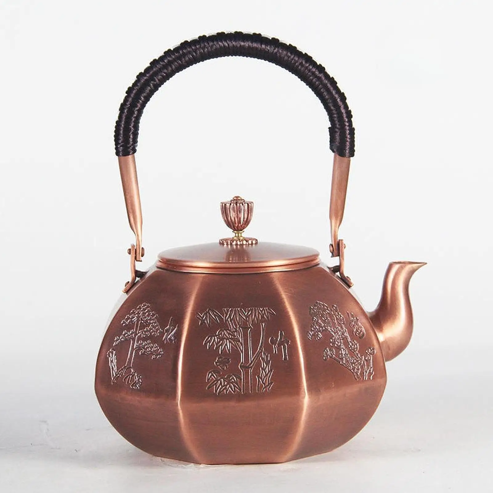 Copper Tea Pot with Handle Multipurpose Handcrafted Thick Handmade Teapot 1600ml for Household Tea House Kitchen Tea Lovers Gift