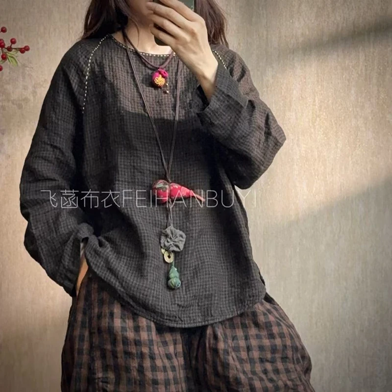 

Новинка 2026 года: Весенне-осенняя женская повседневная хлопковая футболка с длинным рукавом, вышивкой, свободного кроя, винтажная, в клетку, с круглым вырезом, модель F129