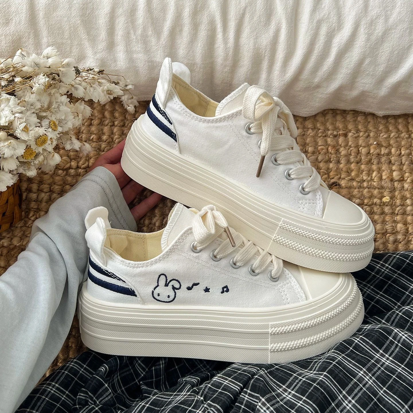 Teen Campus Milky White Canvas Sneakers Women's Chunky Plimsolls Lovely Rabbit Elevated Shoes Woman Breathable Lace Up Trainers