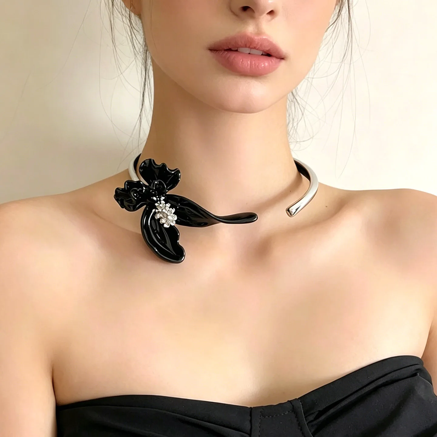 Fashion Black Enamel Orchid Choker Necklace Artistic Metal Collar Flower Collar Jewelry Statement Accessories for Party Women