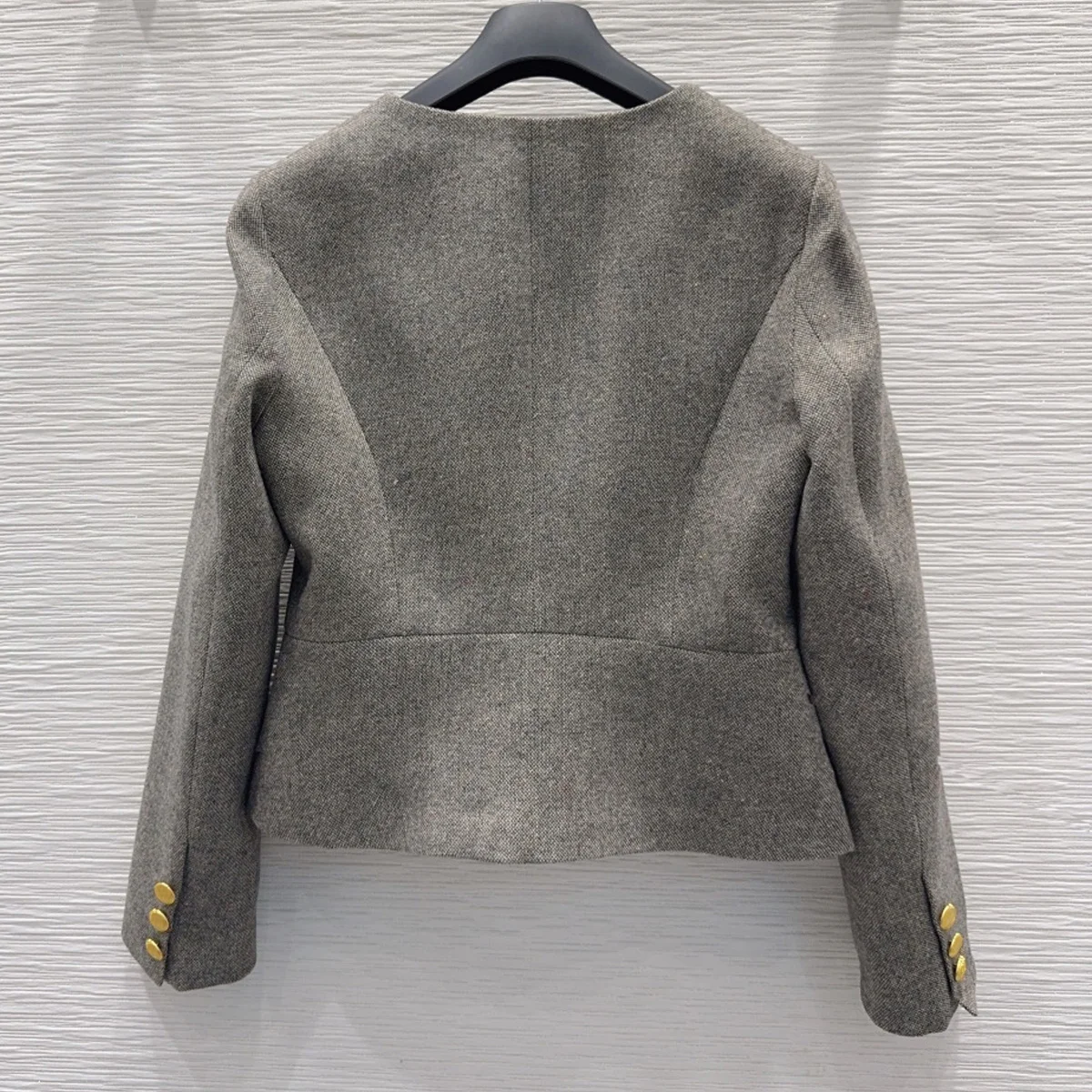 High Quality Women Round Neck Short Jacket, Long Sleeve Gold Button Decor Outerwear, Solid Elegant Slim Fit Coat lyt2610748