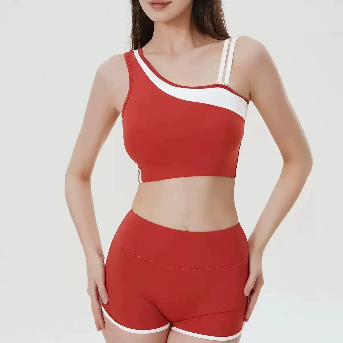

Fixed One-piece Cup Single Double Shoulder Straps to Switch Sports Bra High Shock-proof Running Training Fitness Suit Shorts Set