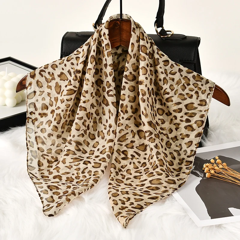 Рисунок 5 - 60*60 см маленький квадратный шарф