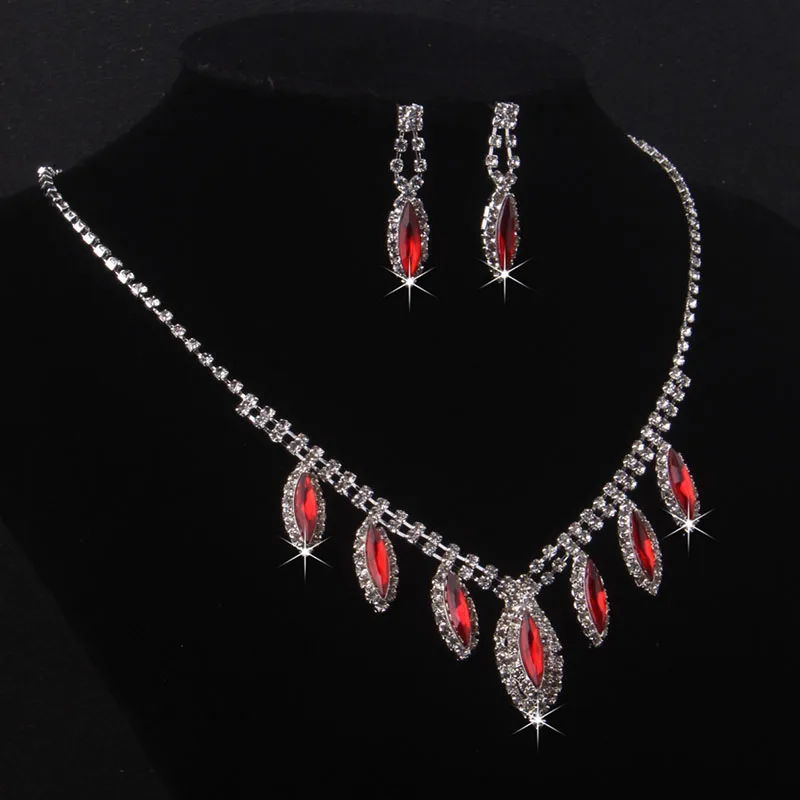 إكسسوارات الزفاف المصممة على الحد الأدنى، مجموعة الزفاف، السلسلة، الأرجواني، الأزرق، السلسلة الحمراء، اكسسوارات الزفاف، فستان الزفاف، مساء p