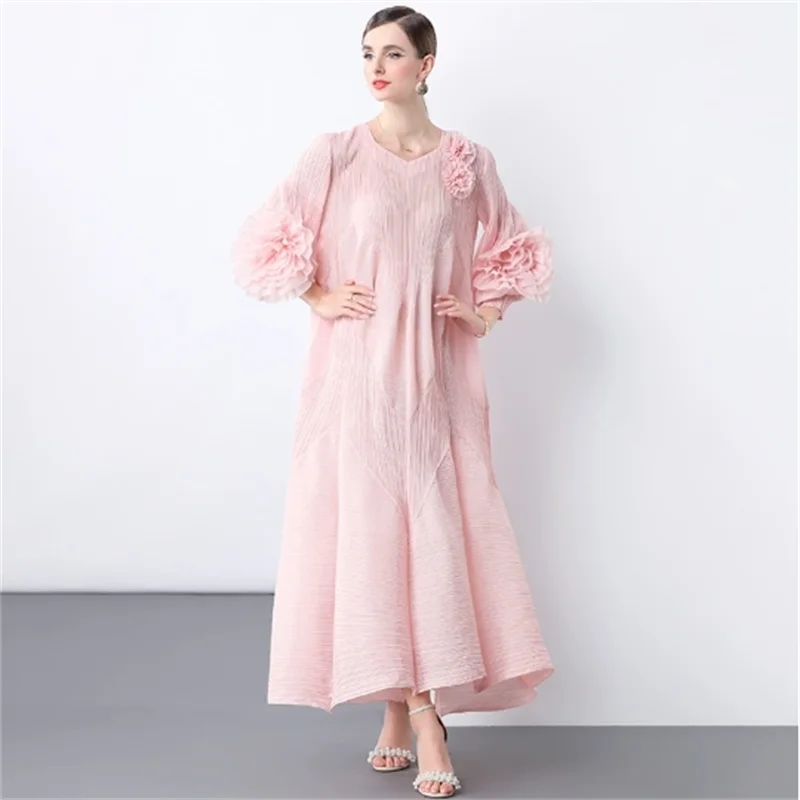 

Miyake Pleated Flower Bud Skirt Seaside Vacation Style Long-sleeved Dress Three-dimensional Flower-ordering Design Dress