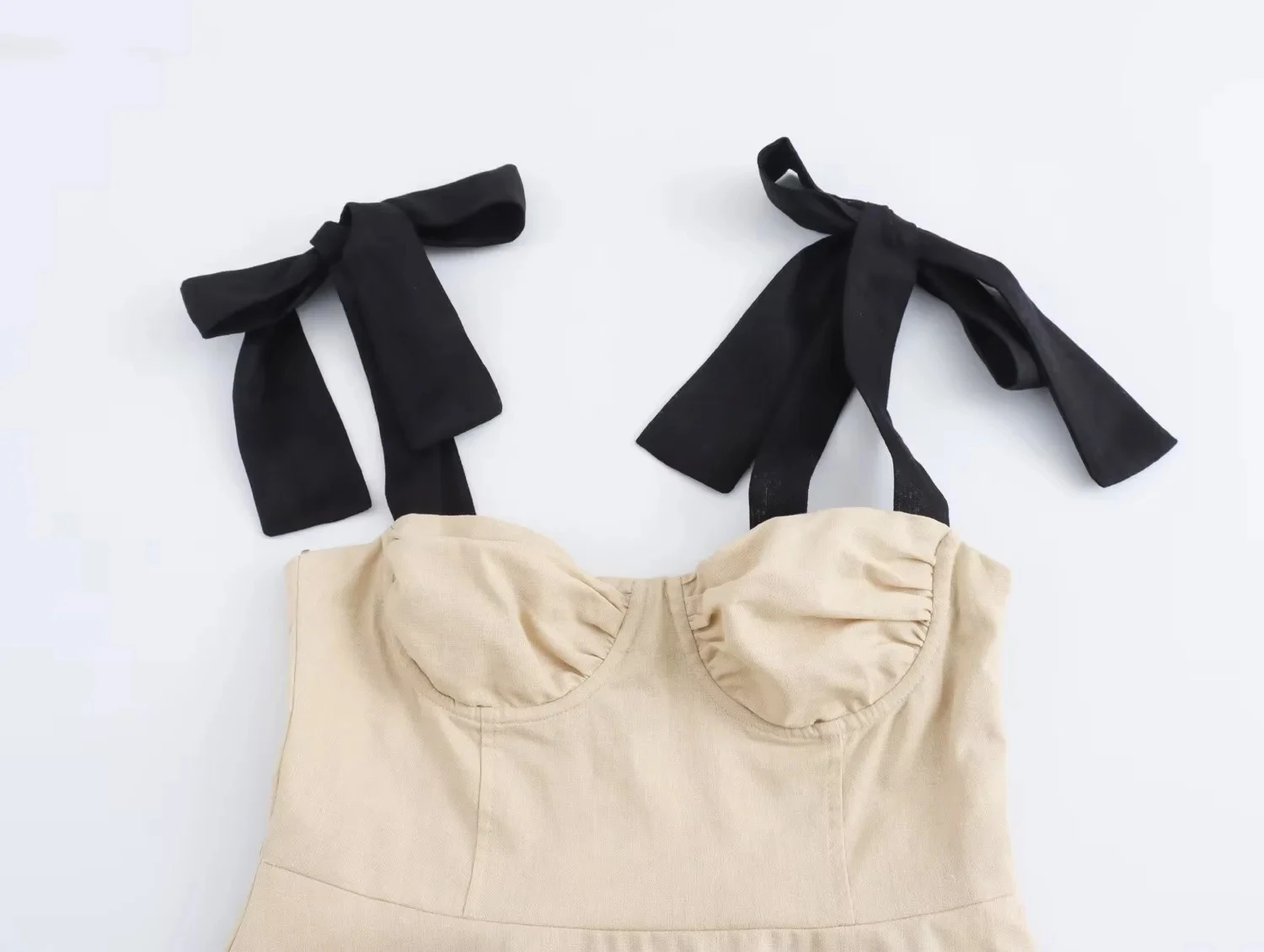 Vestido Decorativo em Camadas Estilo Street para Mulheres, Sem Mangas, Saia em A, Fibra de Poliéster, Cena Empresarial