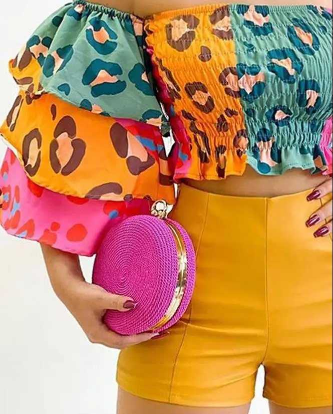 Summer Sweet and Spicy Leopard Pattern Off Shoulder Bell Sleeves Sleeveless Short Top and Shorts Set