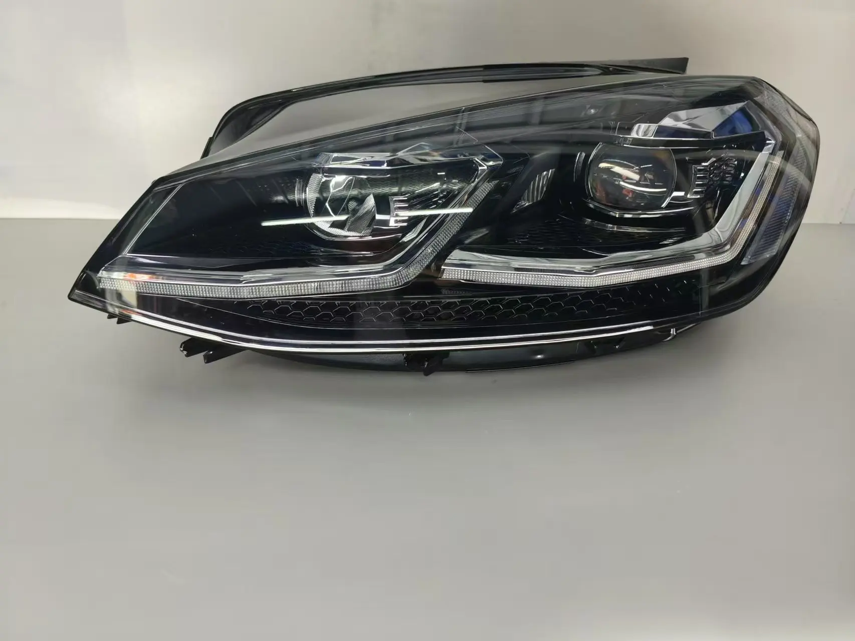 

Автоматическая светодиодная фара для VW Golf 7.5 GTI 2018-2020 годов, восстановленная фара для Volkswagen Golf 7.5, автомобильные аксессуары