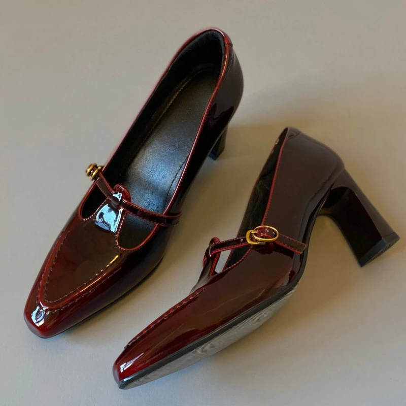 Retro Burgundy Chunky-Heel Women's Pumps and Heels T-Strap Buckle Design Pointed-Toe Mary Jane Shoes Elegant Party Designer Shoe