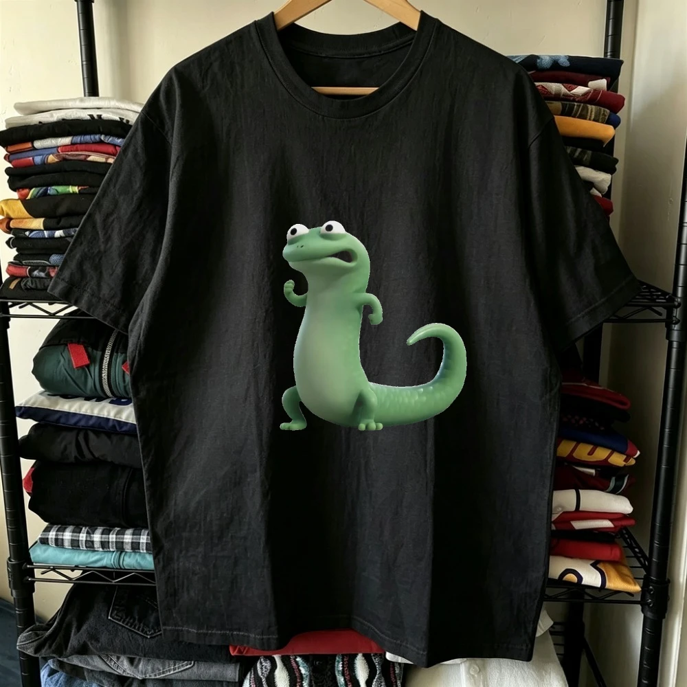 Chubby Green Gecko Standing Up Cute Animal Print T Shirt Tom the Lizard｜Lizard Lizard Lizard Hoppers Daily Casual Streetwear Top