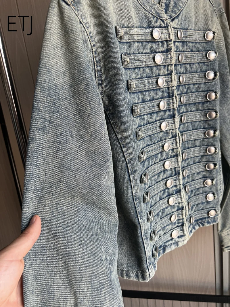 ETJ 2026 Damen Napoleon-Stil Jeansjacke Vintage Militär Doppelreihiger Mantel Silberne Knöpfe Slim Fit Herbst Oberbekleidung – Detail 20