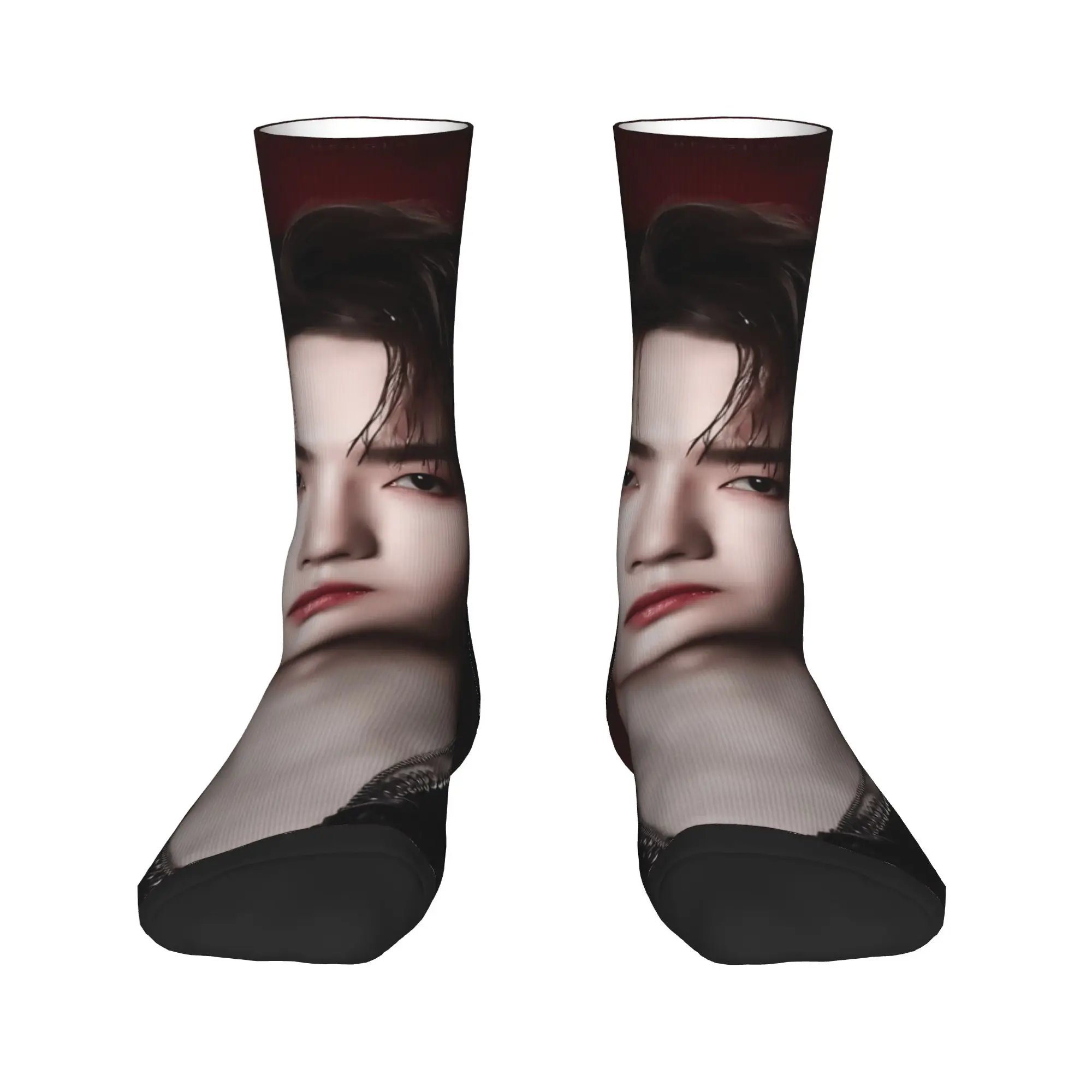 W-wang yibo meias de lazer meias masculinas macias respiráveis primavera esportes ao ar livre impresso meias antiderrapantes presente de aniversário