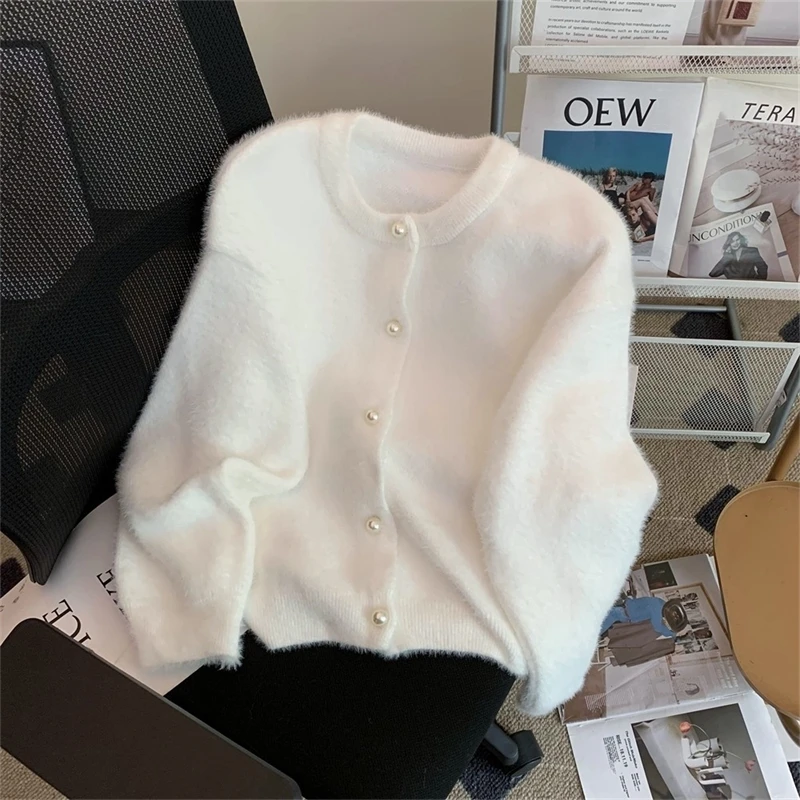 

Женский бархатный вязаный кардиган из искусственной норки, мягкий пушистый свободный крой с круглым вырезом и жемчужными пуговицами, однобортный свитер на осень-зиму