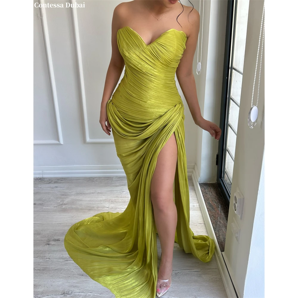 Vestido de fiesta de noche formal con corte sirena, escote corazón plisado sin tirantes, abertura alta, cola barrida, color verde lima, diseño personalizado Contessa