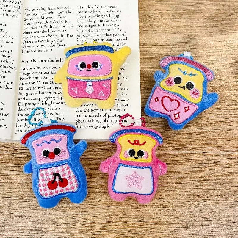 Bonito dos desenhos animados armário de pelúcia pingente chaveiro kawii boneca de pelúcia chaveiro do carro mochila ornamento pingente decoração acessórios