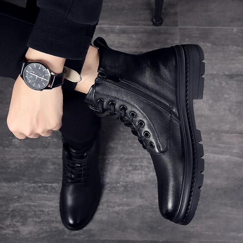Boots for men in autumn 2025  high top with plush insulation  Korean version cotton leather shoes for men in winter