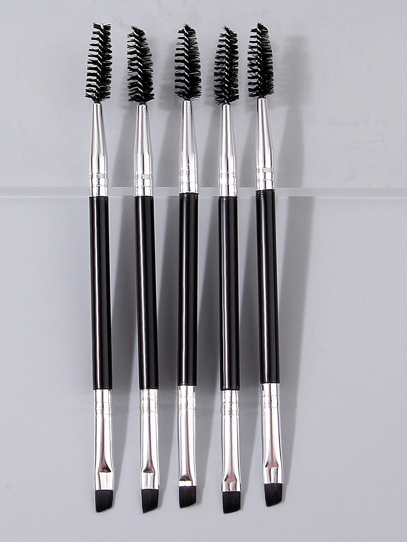 5 stks Zwarte tweekoppige mascara borstel, wenkbrauw borstel, mascara kam, curling make-up verfrissen, draagbare professionele oogmake-up borstel
