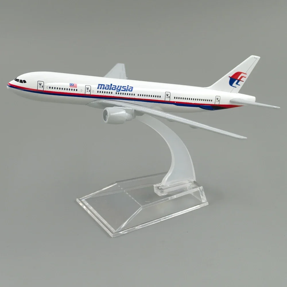 1/400 Legering Vliegtuigen Boeing 777 Malaysia Airlines 16 cm Vliegtuig B777 Model Speelgoed Kinderen Cadeau voor Collectie Decoratie
