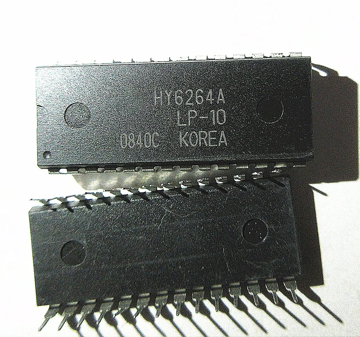 10pcs HY6264Alp-10 HY6264A LP-70 CY6264-70SC SOP