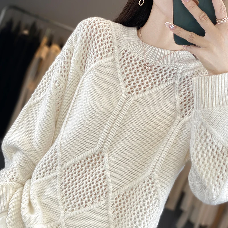 

Newly Launched 100% Pure Wool Women's Knitted Sweater In 2024. Round Neck Three-Dimensional Hook Flower Hollow. Woolen Sweater