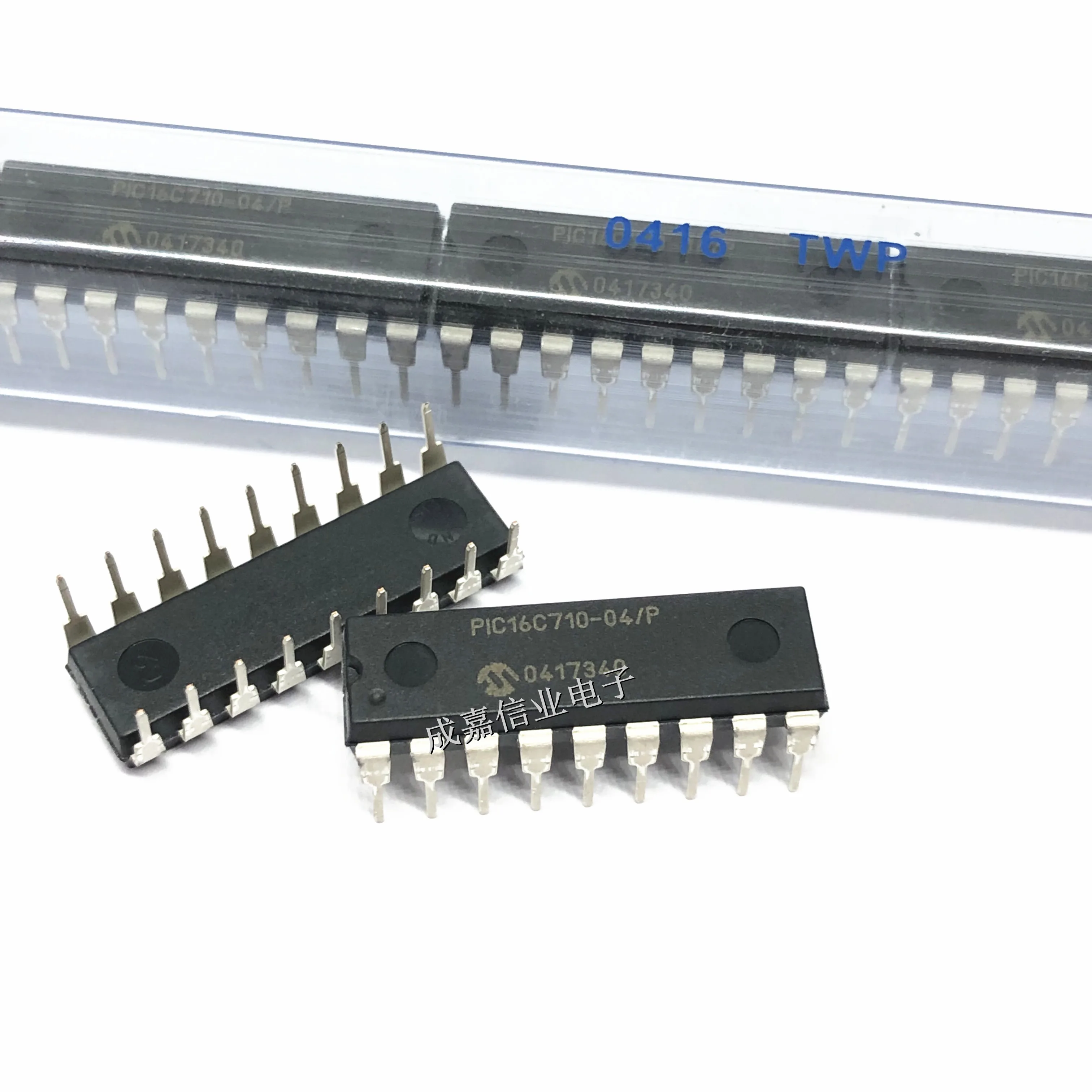 10pcs/Lot PIC16C710-04/P PDIP-18 8-bit Microcontrollers-MCU .875KB 36 RAM 13 I/O 4MHz Operating Temperature:0 C-+ 70 C