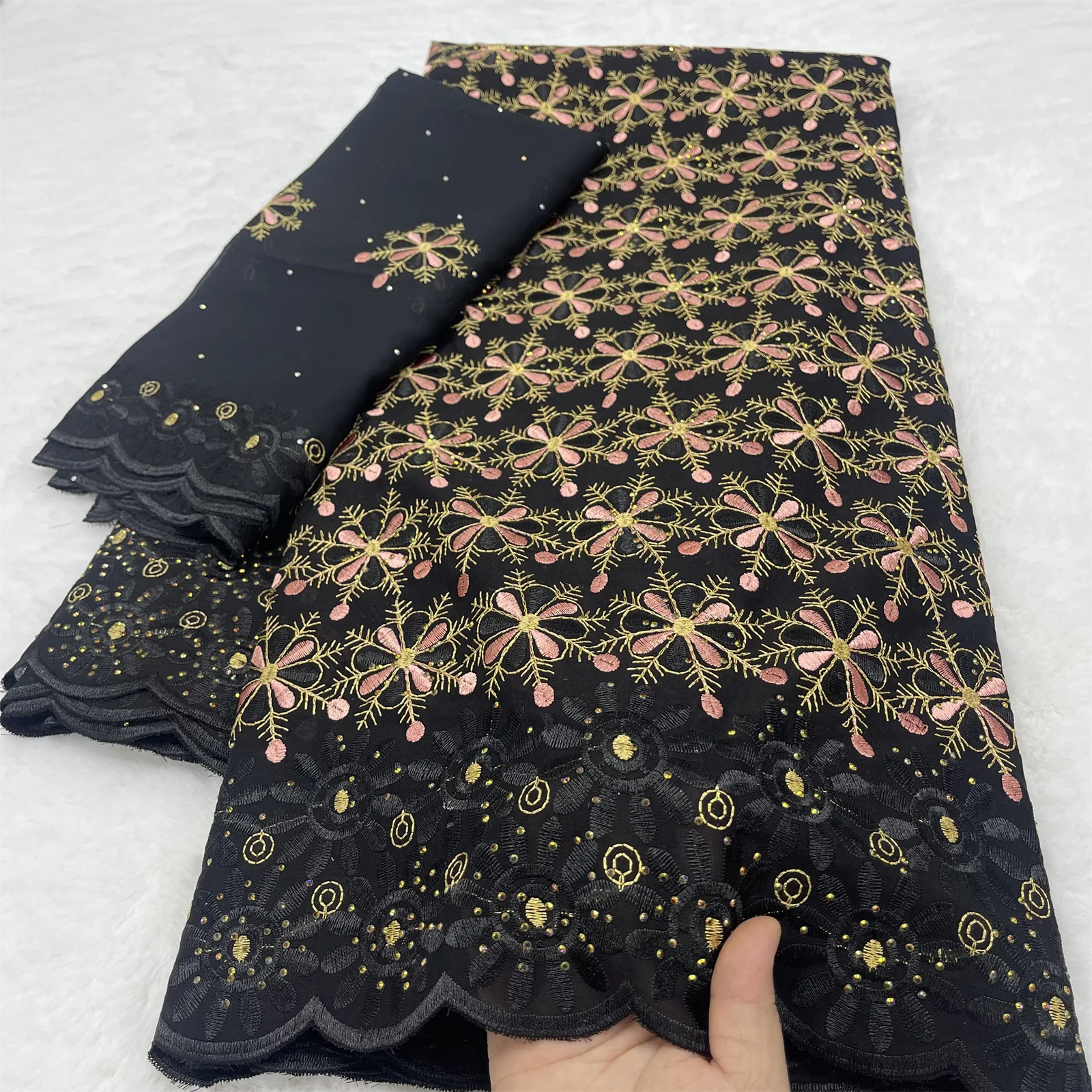 

New Swiss Voile Lace Fabric 2025 Latest African Lace Embroidery Lace 100% Cotton Dubai Style 5+2 Yards For Party Cloth Material