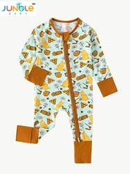 Baby romper of soft thin bamboo fiber fabric, long-sleeved with honey bear print, reversible foot covers and double zippers