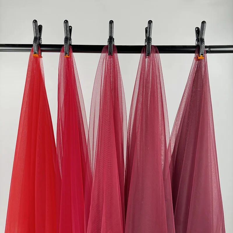Diseño de lugar de boda rojo y rosa Tela de malla, tela de tul suave, tela de malla de tul elástica, velo, tela de vestido de novia