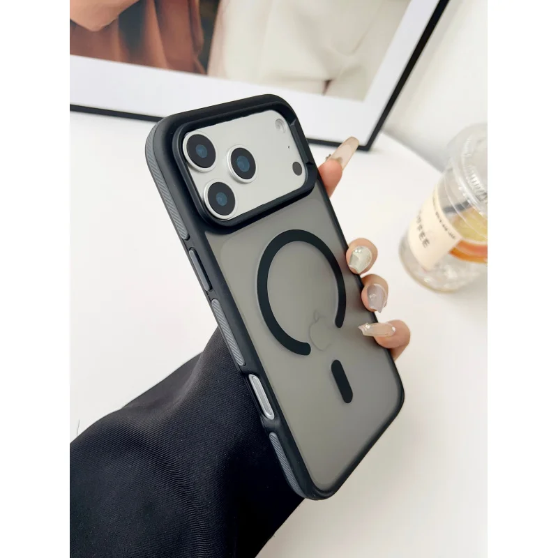 

Suitable for dual-color armoriphone17promaxiPhone Case16promaxSimple and Advanced15New Protective Cover15Wireless charging for m