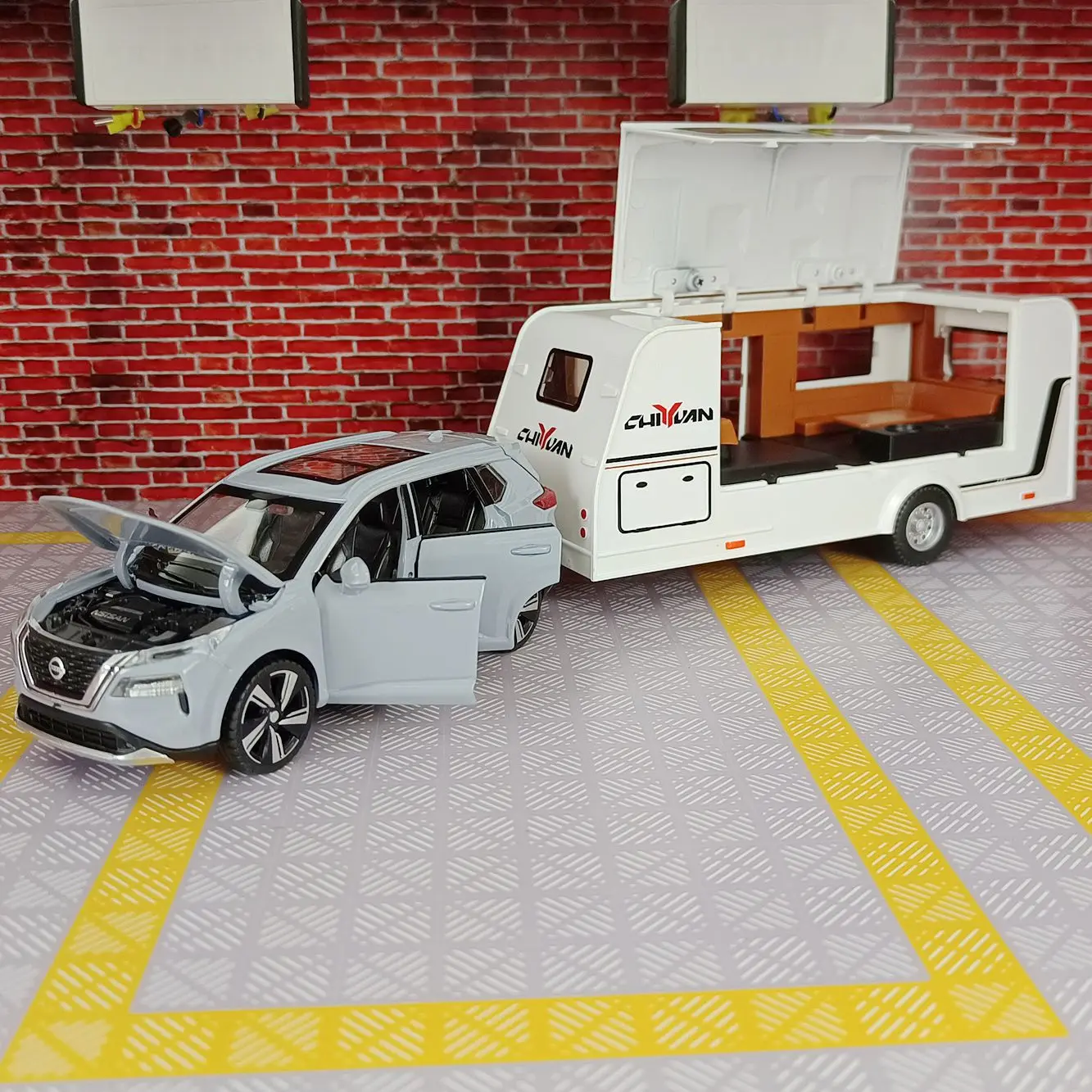 1:32 Nissan X-Trail reboque liga modelo de carro ornamentos acústico-óptico pull-back openable menino brinquedos detalhes ricos boa qualidade