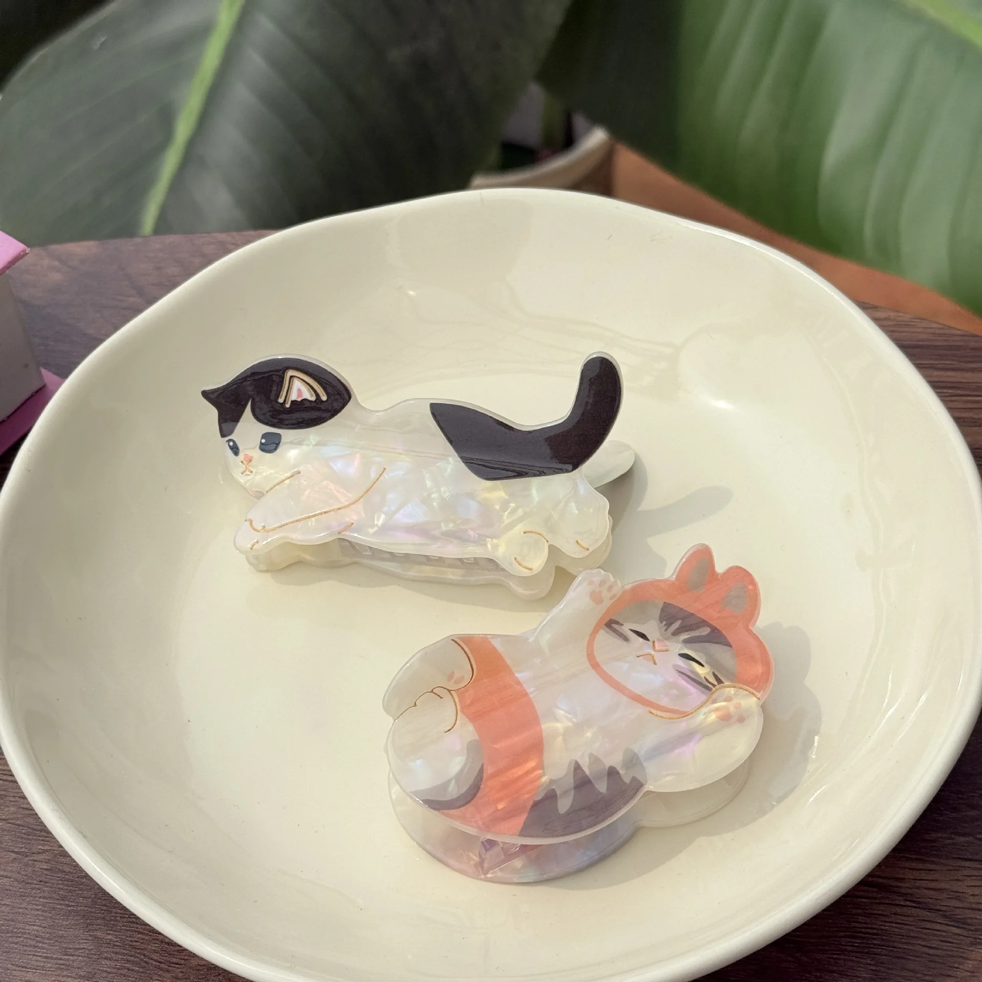 

NC New Cute Cat Hair Claw Acetate Trendy Claw Clip Personality Funny Animal Crab Hair Clips Cat Lover Hair Accessories for Women