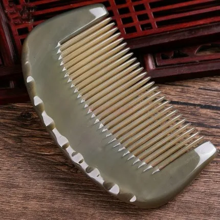 

Natural yak horn comb portable small comb baby comb dense tooth electrostatic hair loss anti-portable boy and girl gift