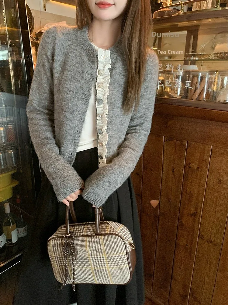 

Zeng Xiao Salt ort round Ne Knitted Sweater Cardigan Women's ey Spring Design Sense Knitted Outerwear Top