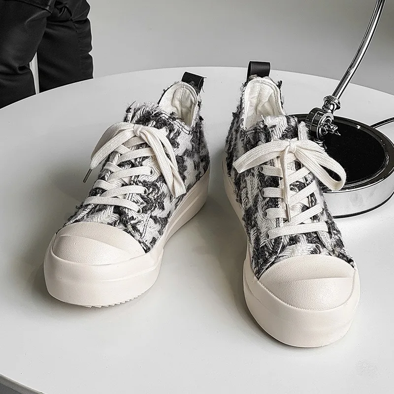 Men Low-top Canvas Shoe Fad Casual Sneakers Men Non Slip Comfort Run Shoe Flat Bottomed Breathable Skate Shoes Zapatillas Hombre