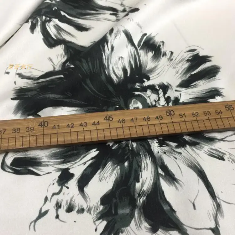 Micro-Elastic 19 Momme Silk Silk Satin Fabric Digital Printing Smooth Shirt Dress Cheongsam Cloth