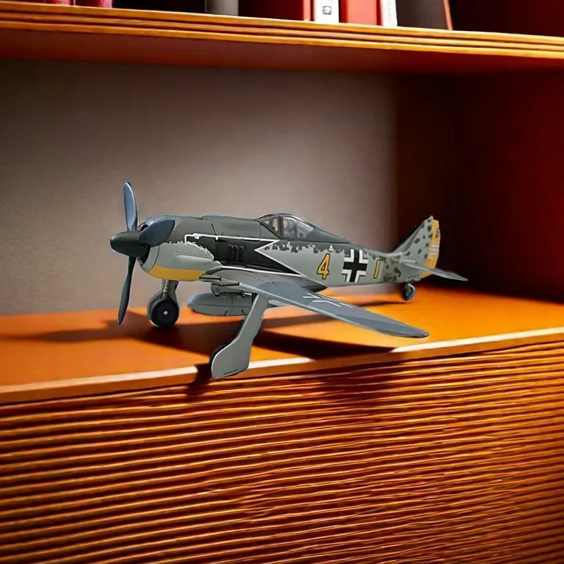 2024 New Diecast 1:72 Scale FW190A-4 Alloy Finished Aircraft Simulation Model Static Decoration Souvenir Gifts for Adult Boy