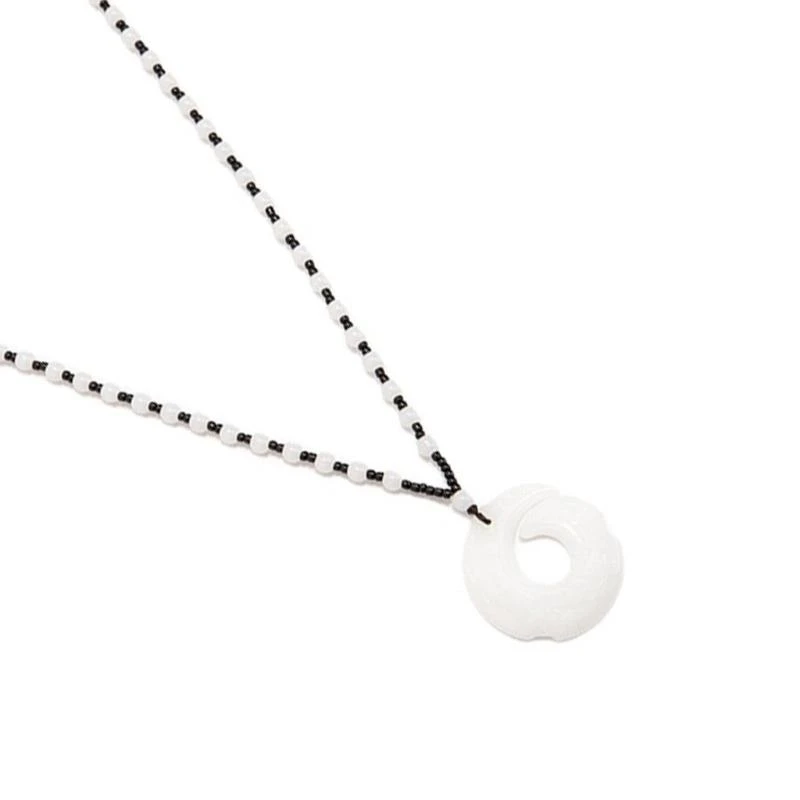 Stylish Necklace with Jade Beaded Chain Sophisticated Round Jade Pendant Neck Jewelry Eye Catching Neck Accessory