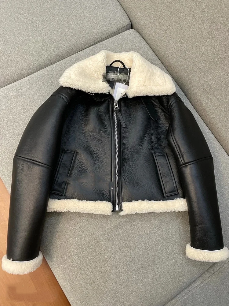 Young Women's Faux Fur Jacket 2024 Autumn Winter Thickened Loose Versatile Leather Coat Polyester Fiber Zipper Closure Commut...