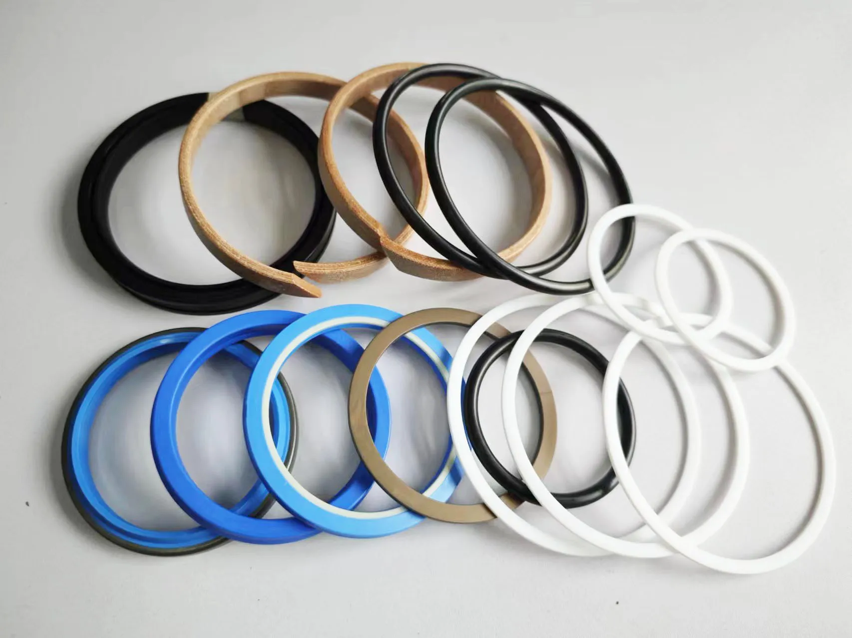 

3sets Boom Bucket Arm Hydraulic Cylinder Repair Service Seal Kits for Komatsu PC120-6 Excavator Parts With Skf Rod seal